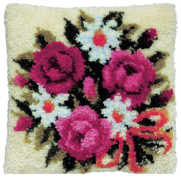 013072 - PAKO 40X40 cm LATCH HOOK CUSHION KIT FLORAL