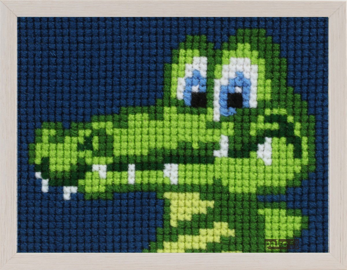 027063  PAKO 18X24cm CROSS STITCH KIT CROCODILE