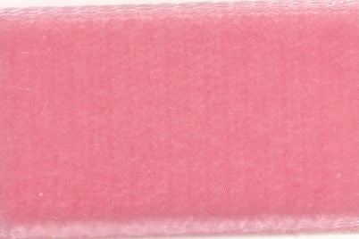 1025-16-9572-5 - BERISFORD VELVET RIBBON 16mm BLUSH ROSE 5 MTR