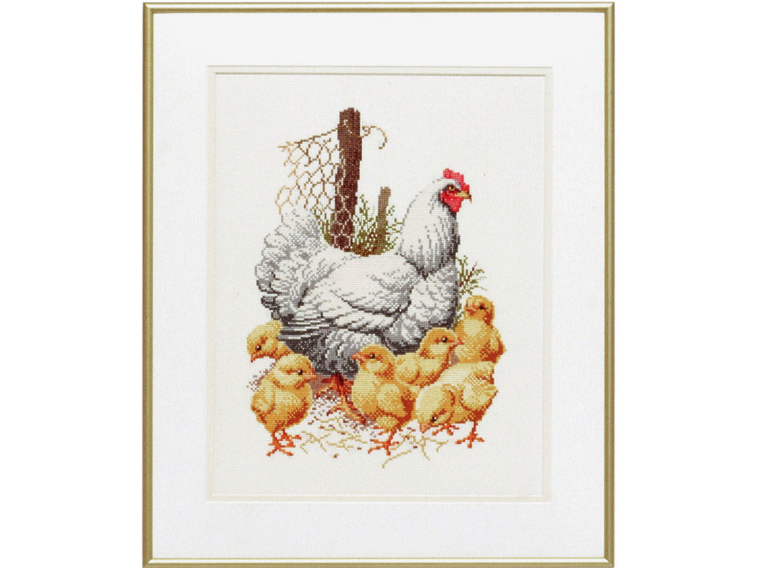 235331 - PAKO 42X50cm HEN AND CHICKS COUNTED CROSS STITCH KIT