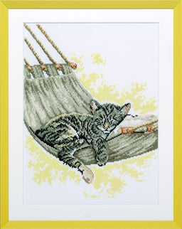 237085 - PAKO 33X41cm CAT IN HAMMOCK COUNTED CROSS STITCH KIT