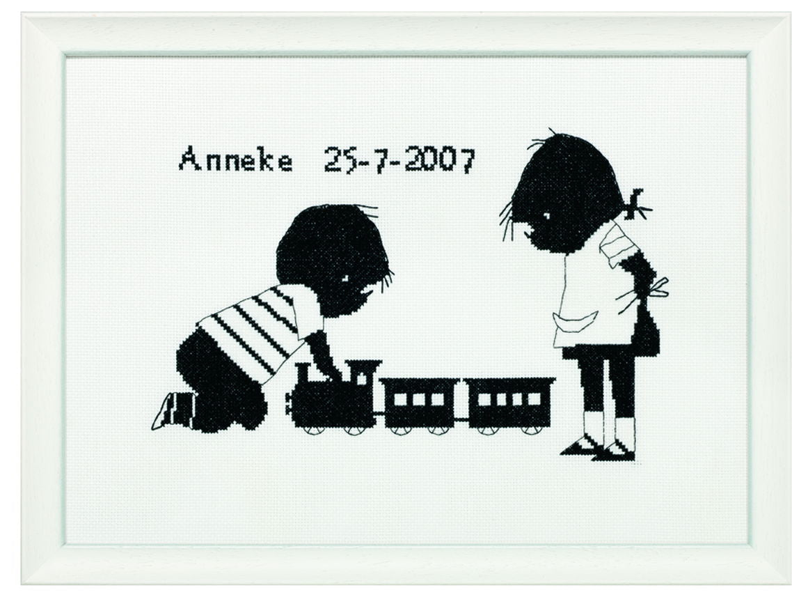 270002 - PAKO B/W KIDS BIRTH TRAIN 44X34cm COUNTED CRIOSS STITCH KIT