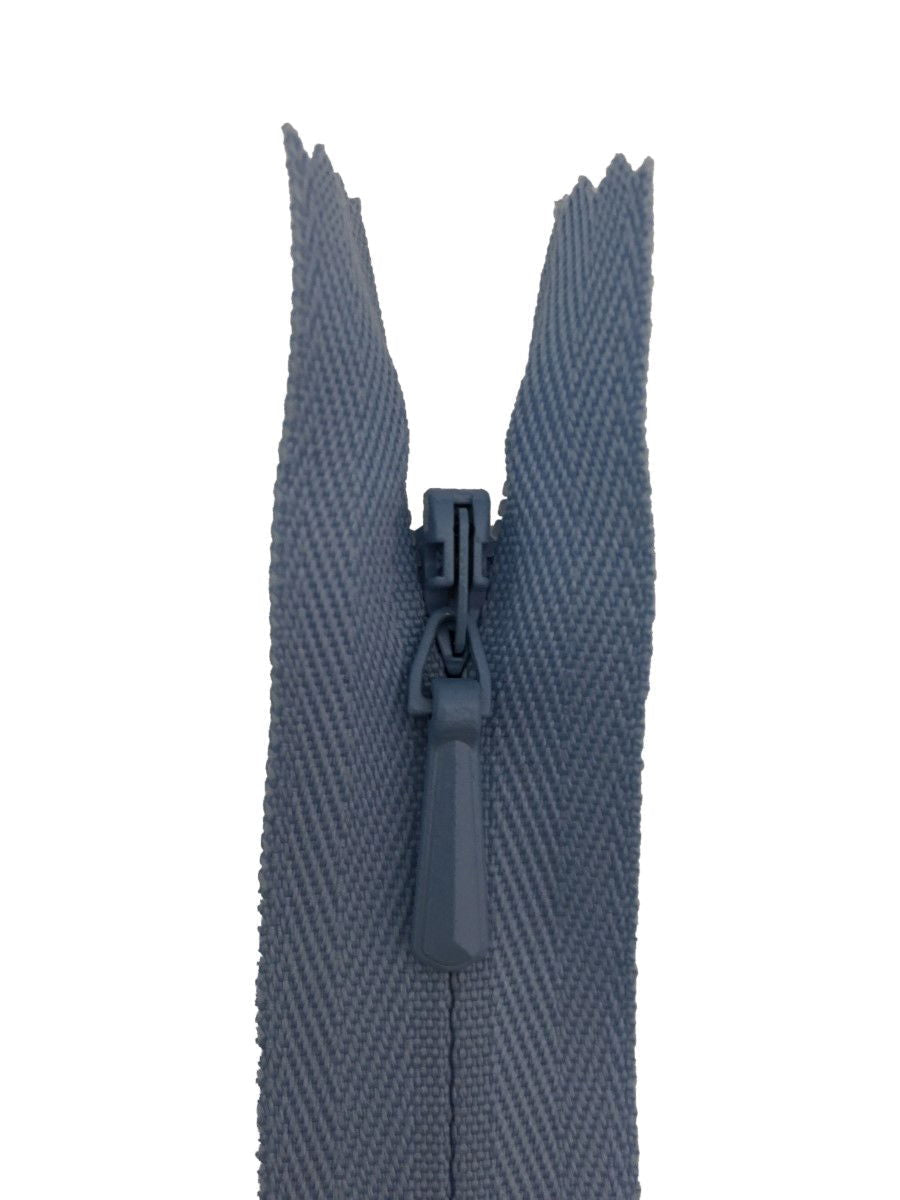 3CC-22-545 - YKK CONCEALED ZIP 22 inch 56 cm 545 BLUE BELL