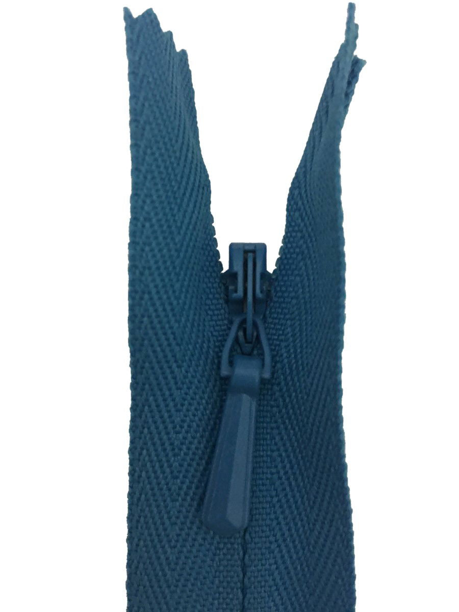 3CC-8-370 - YKK CONCEALED ZIP 8 inch 20 cm 370 KINGFISHER
