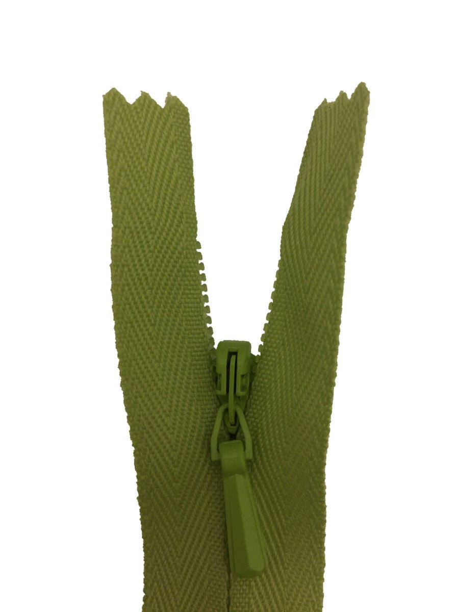 3CC-8-874 - YKK CONCEALED ZIP 8 inch 20 cm 874 LIME