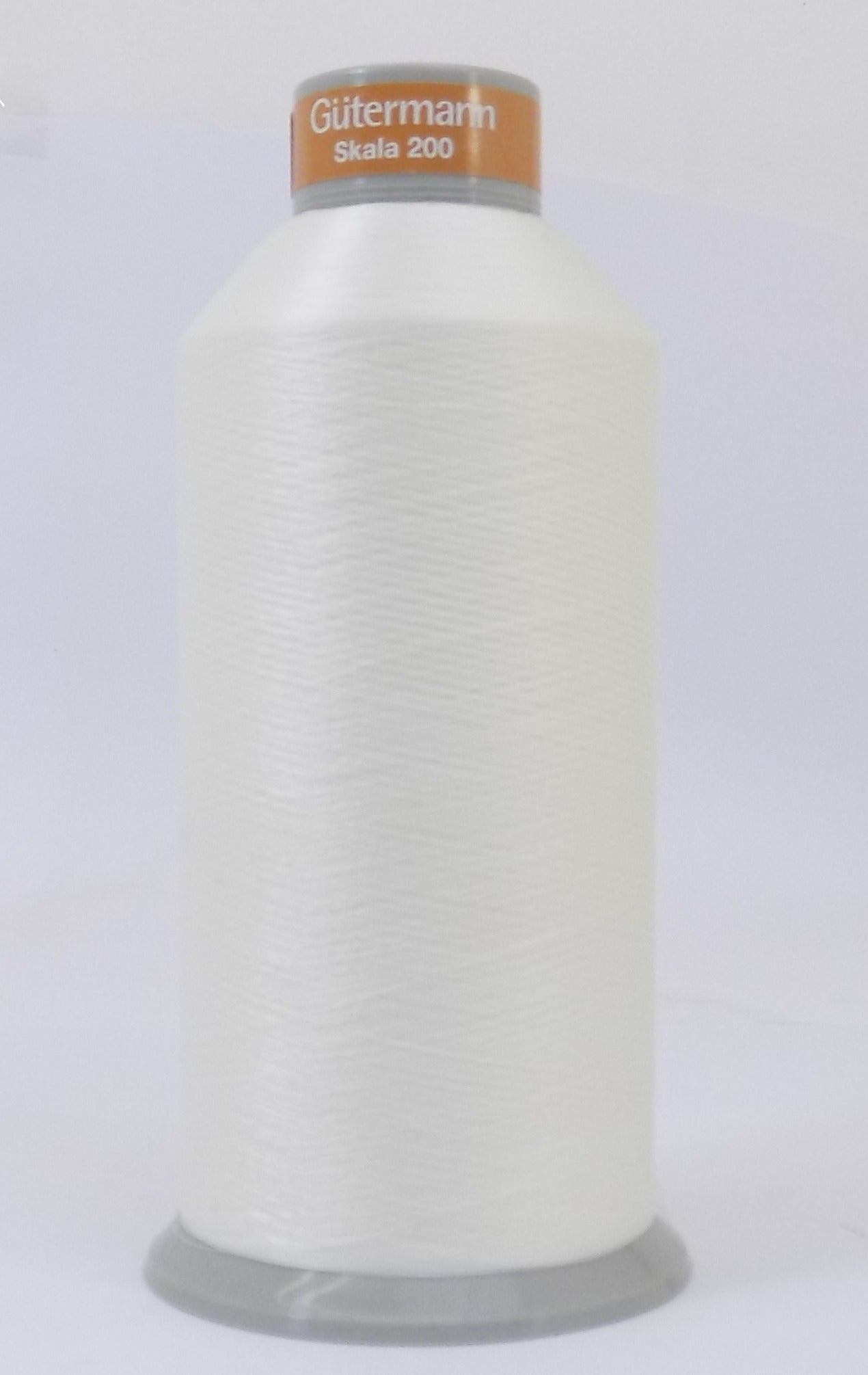 705020-111  GMANN SKALA 200 10000M  COL 111 OFF WHITE