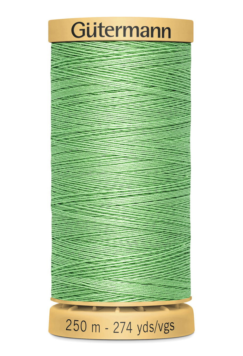 715271-7880 - GUTERMANN NATURAL COTTON THREAD 250m 7880 GREEN