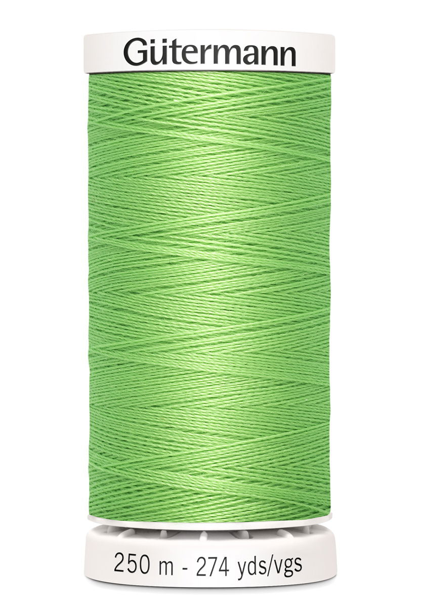 717878-153 - GUTERMANN SEW ALL THREAD 250m 153 LIME