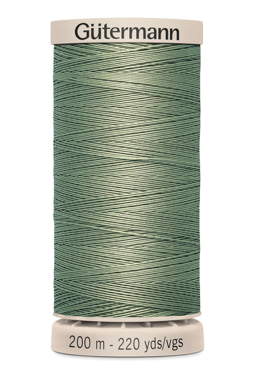 719803-9426 - GUTERMANN NATURAL QUILTING THREAD 200m 9426 GREEN