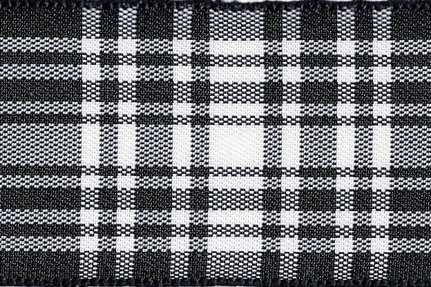 7622-7-6 - BERISFORD TARTAN RIBBON 7mm 6 MENZIES