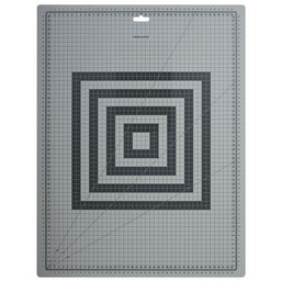 8371 - 1003895 FISKARS CRAFT MAT 45X60cm **A2**