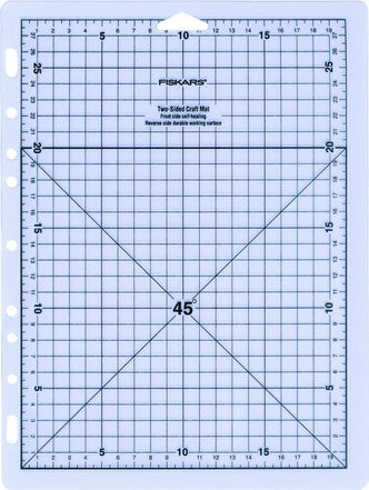8610  **298610 FISKARS SHAPECUTTER CRAFT MAT 23/30.5CM
