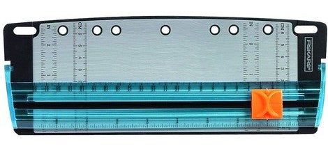 9690  **299690 FISKARS PERSONAL PAPER TRIMMER 22CM