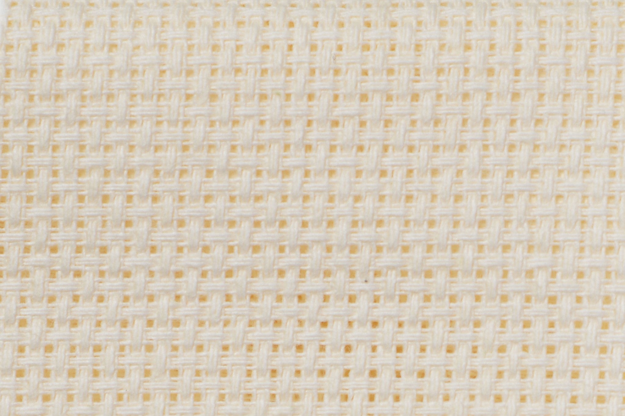 A14C110 - COTTON AIDA 14  CT CREAM 110 cm
