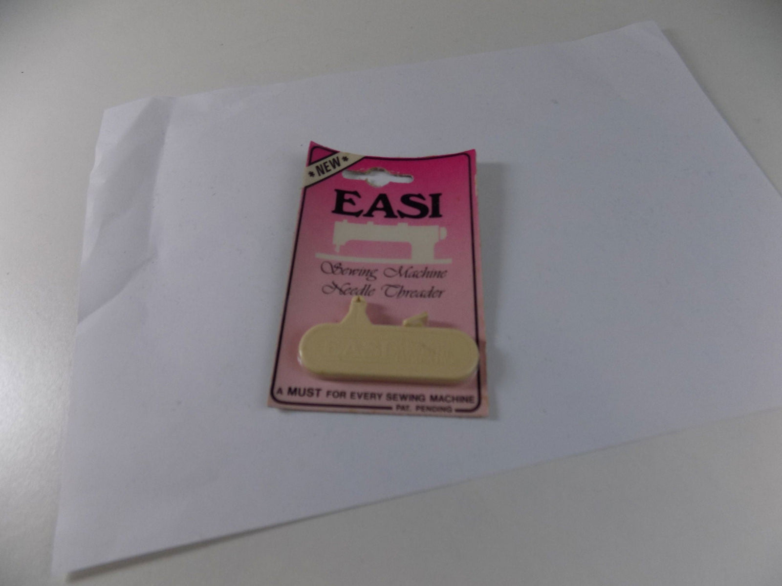 AB29 EASI SEWING MACHINE NEEDLE THREADER X 24 TO A BOX