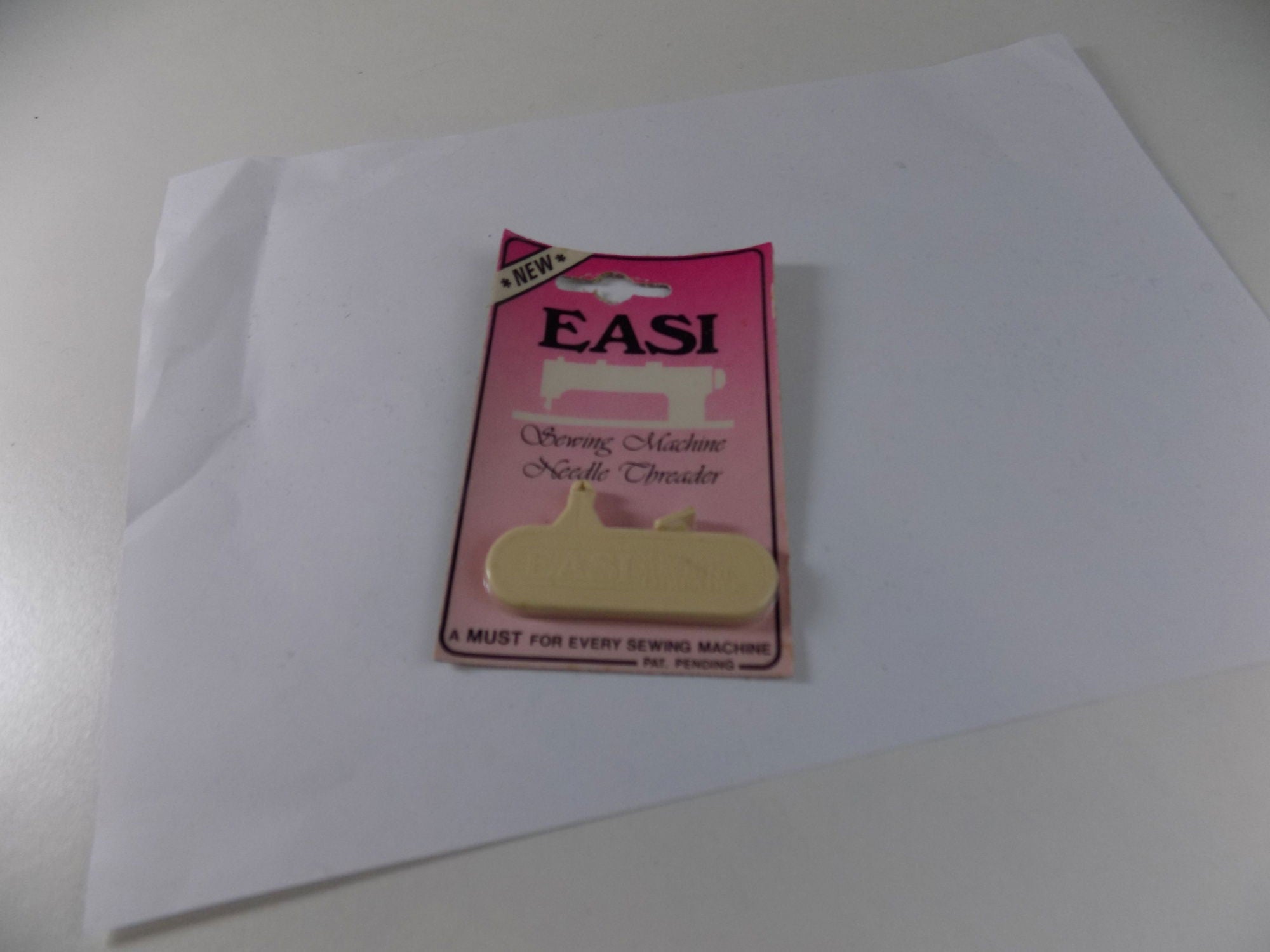 AB29 EASI SEWING MACHINE NEEDLE THREADER X 24 TO A BOX