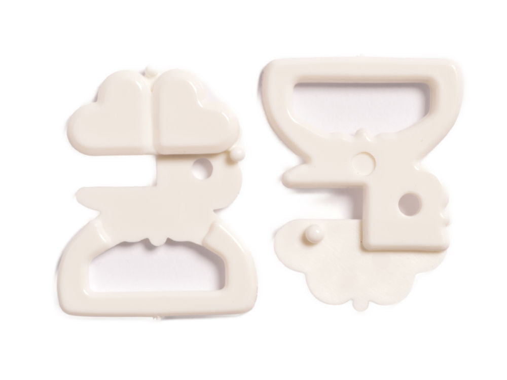 CB2-10W - CLOVER CLASPS SIZE10 COL WHITE