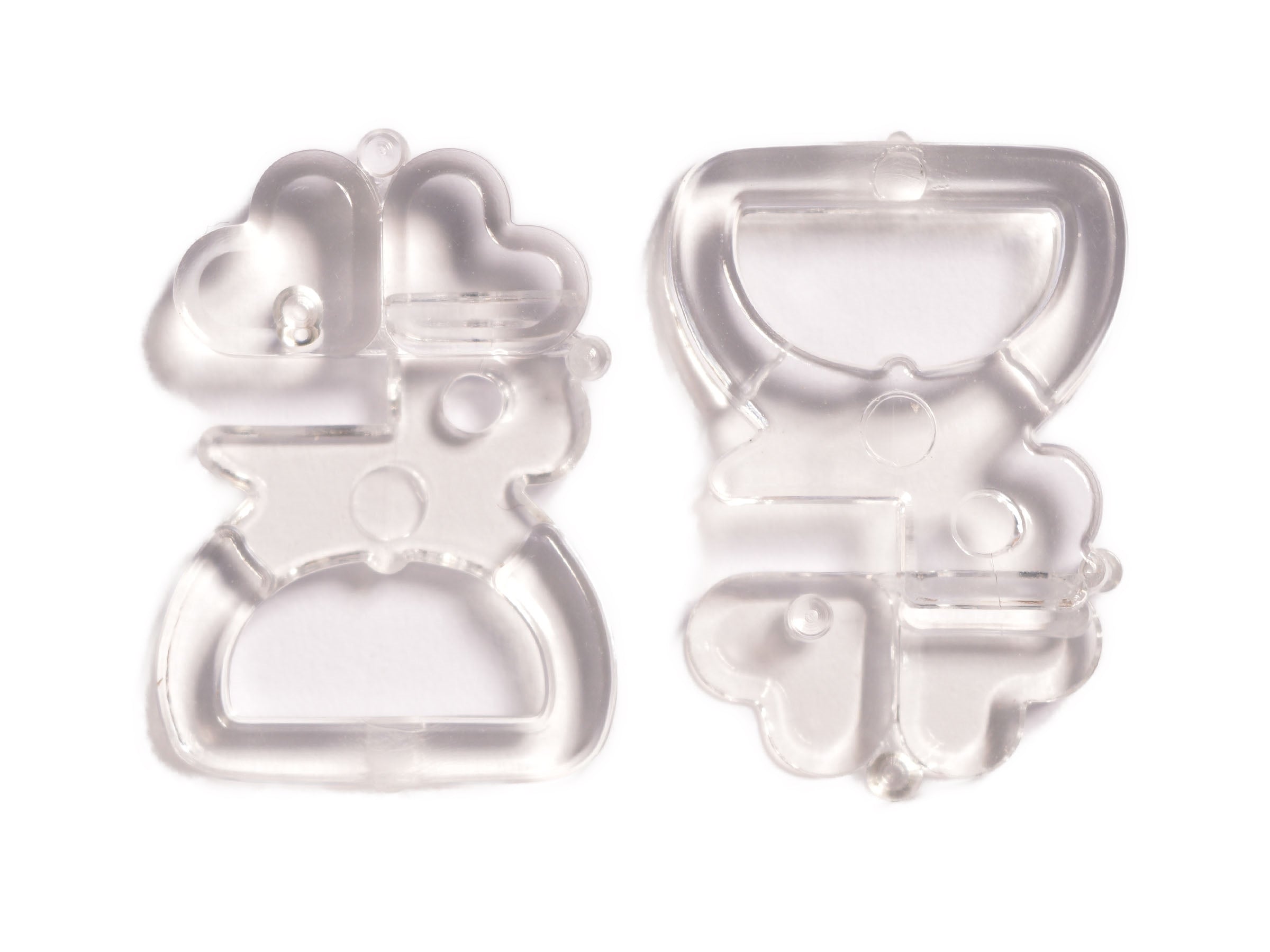 CB2-8C - CLOVER CLASPS SIZE 8 COL CLEAR