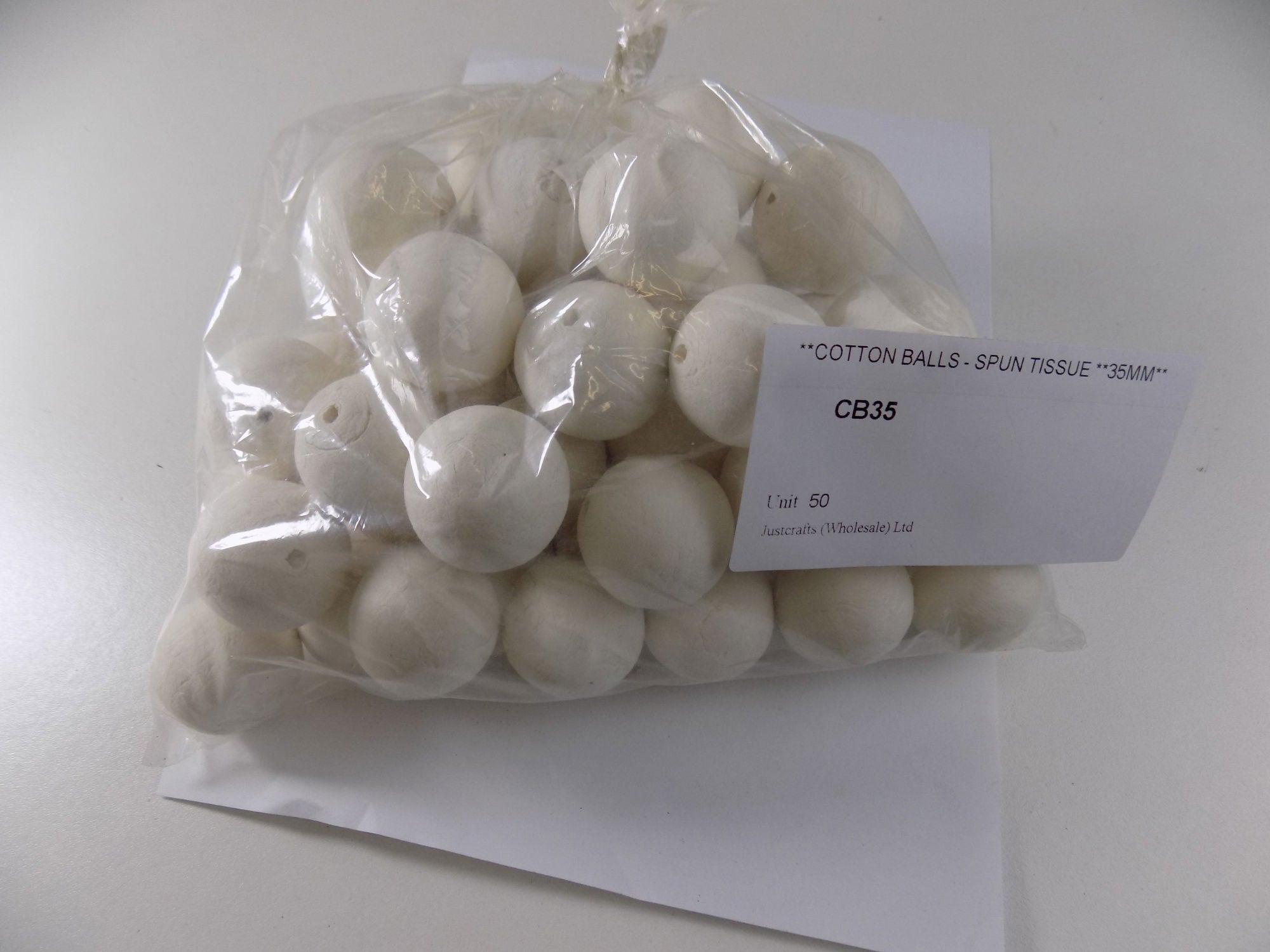 CB35 - **COTTON BALLS - SPUN TISSUE **35MM**