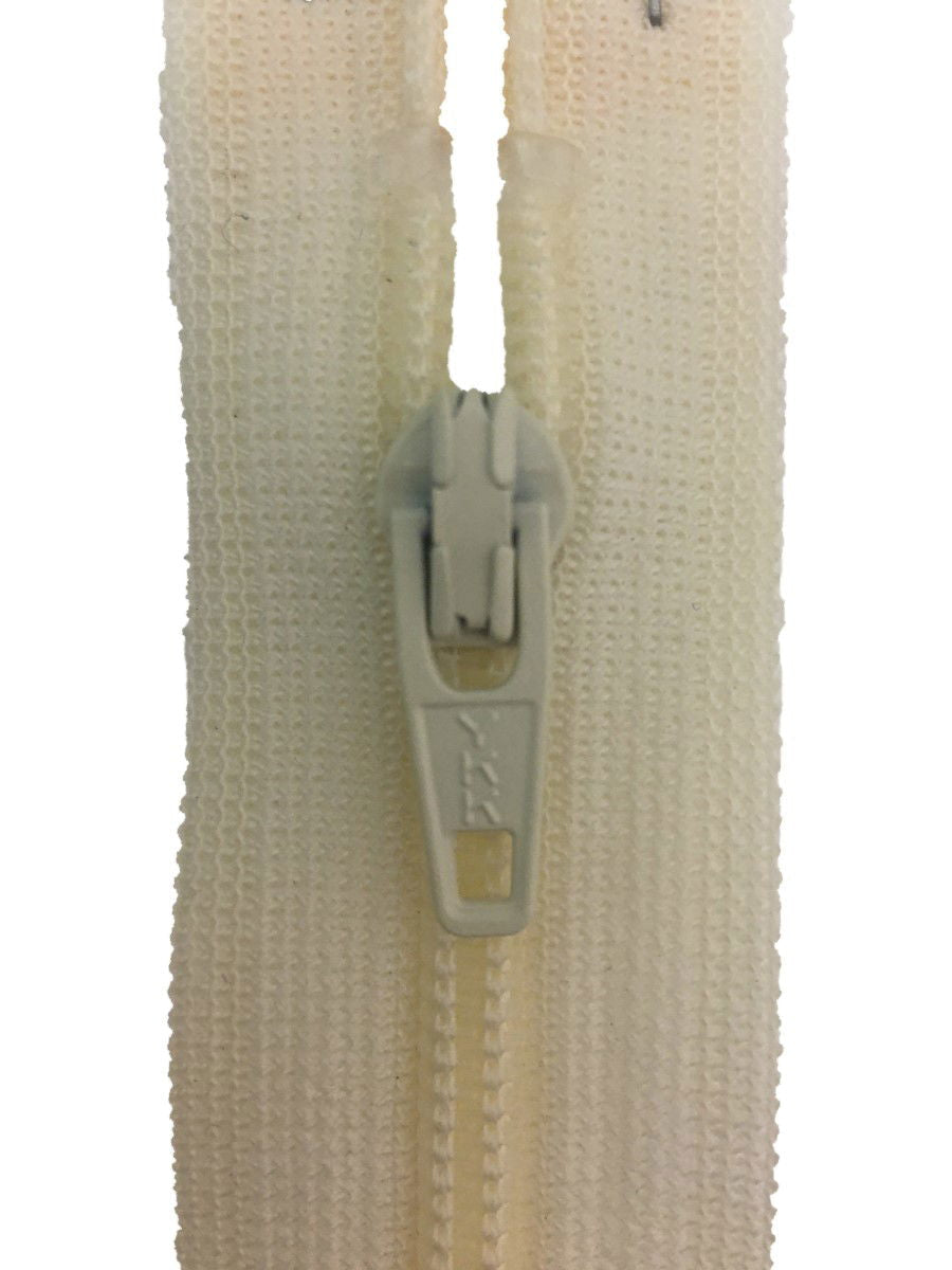 CF036-10-121 - YKK L/W OPEN END ZIP 10 inch 25 cm 121 CREAM