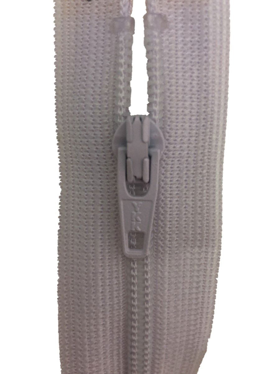 CF036-10-861 - YKK L/W OPEN END ZIP 10 inch 25 cm 861 LILAC MIST