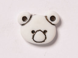 CN11-1 - BUTTONS- KOALA FACE(ETCHED) 1 WHITE 24L