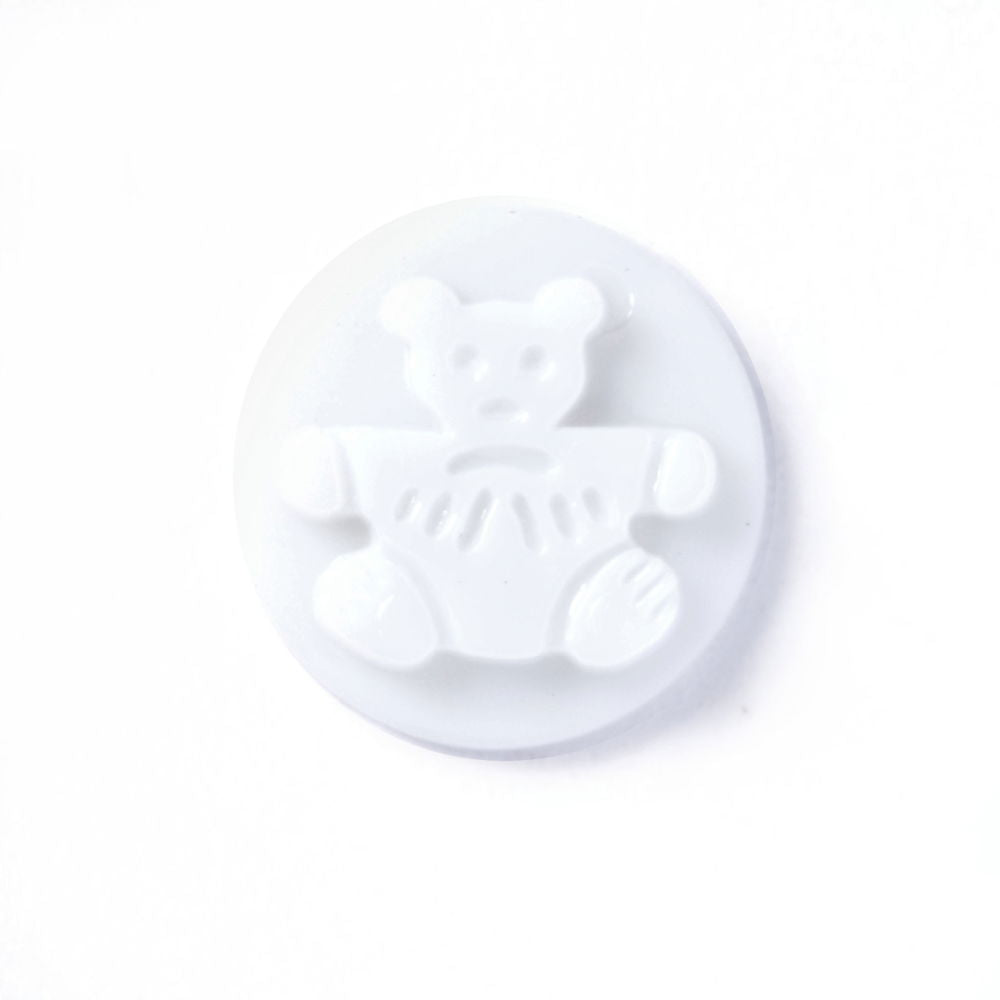 CN17-1 - BUTTONS- BEAR (FOILED) 1 OFF WHITE 20L