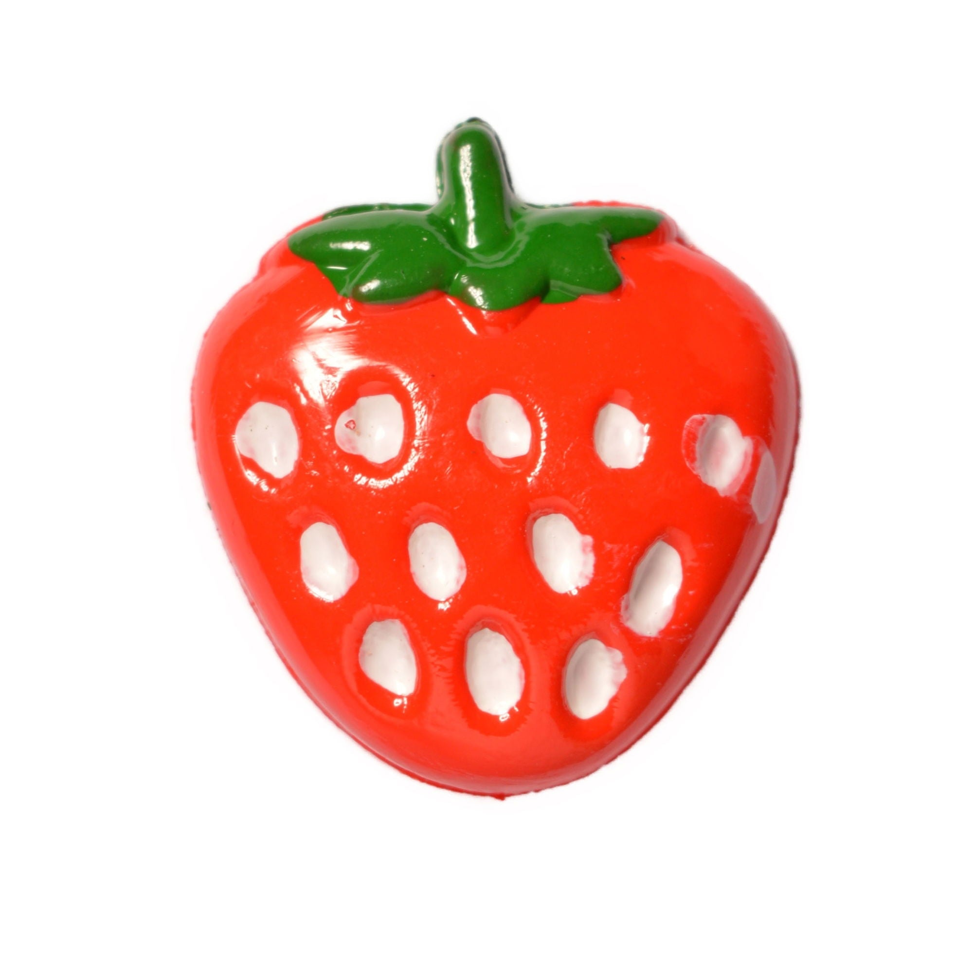 CN6-26 - BUTTONS - STRAWBERRY SIZE 26L 16MM