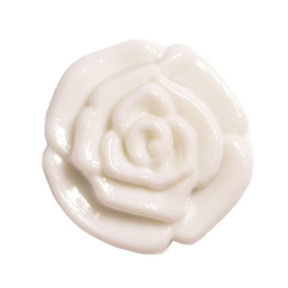 CN72-1 - BUTTONS- SMALL ROSEBUD SHANK COL 1 WHITE 20L