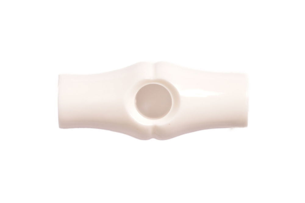 CT136-25-1 - BAMBOO TOGGLE SIZE25 COL 1 WHITE