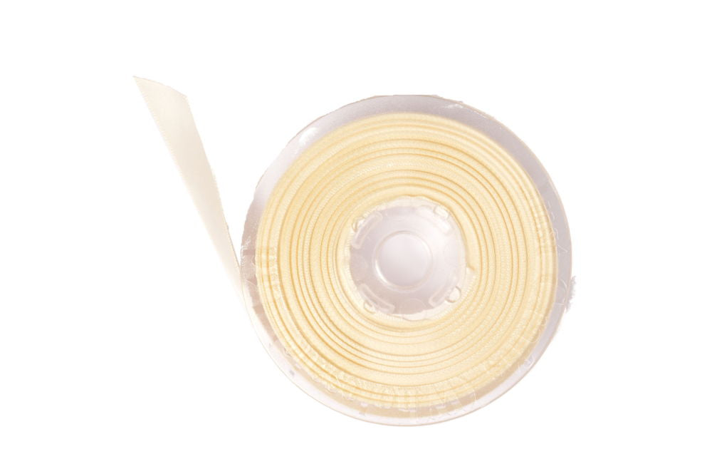 DS6-028 - DOUBLE SATIN RIBBON 6mm 028 ANTIQUE WHITE