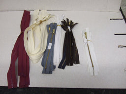 AB2  ZI, ZC & JZ ZIPS VARIOUS SIZES & COLOURS X 32 IND
