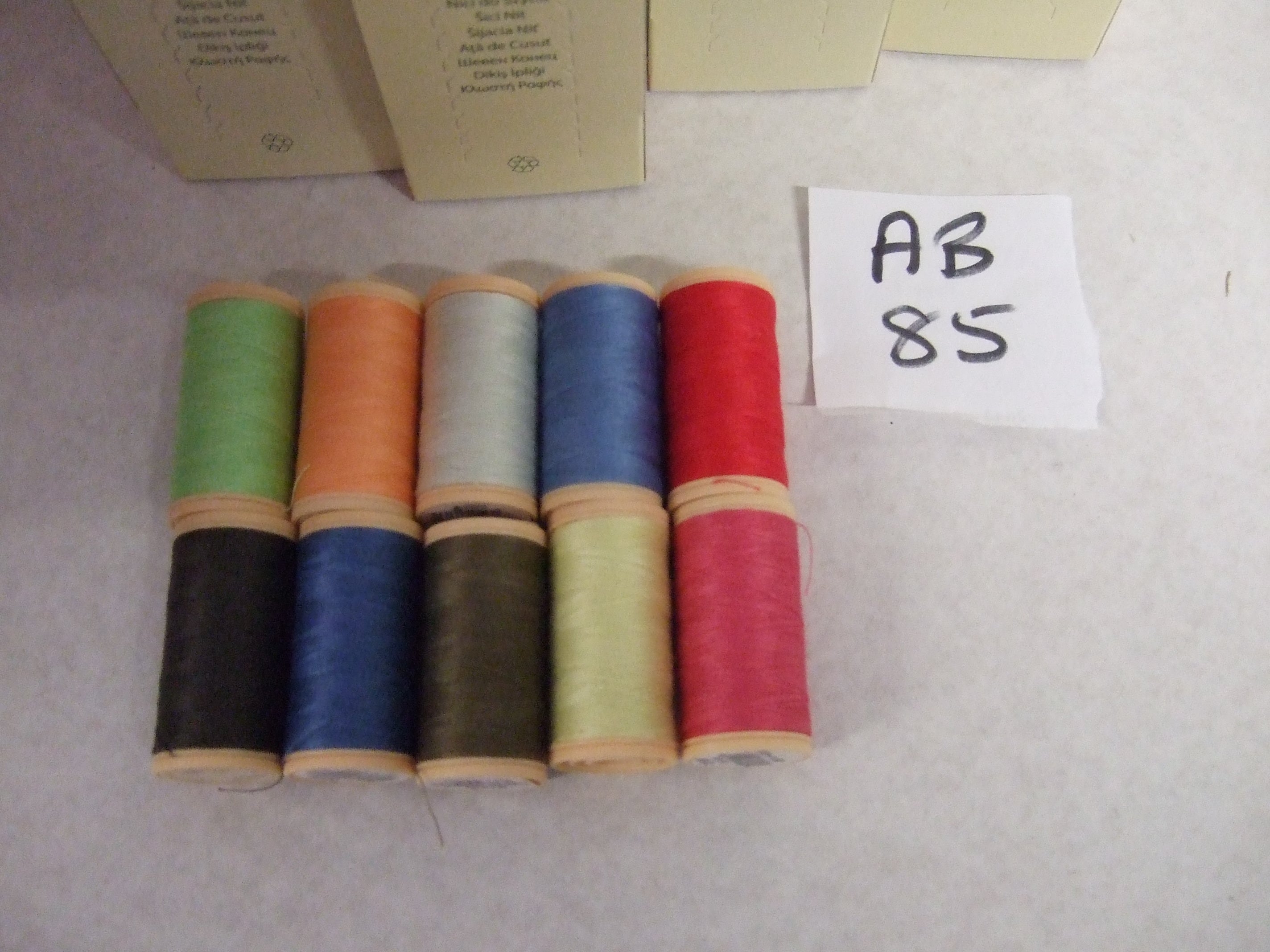 AB85  ASSORTMENT OF COATS COTTONS (4661050) 5x100M X 10 boxes