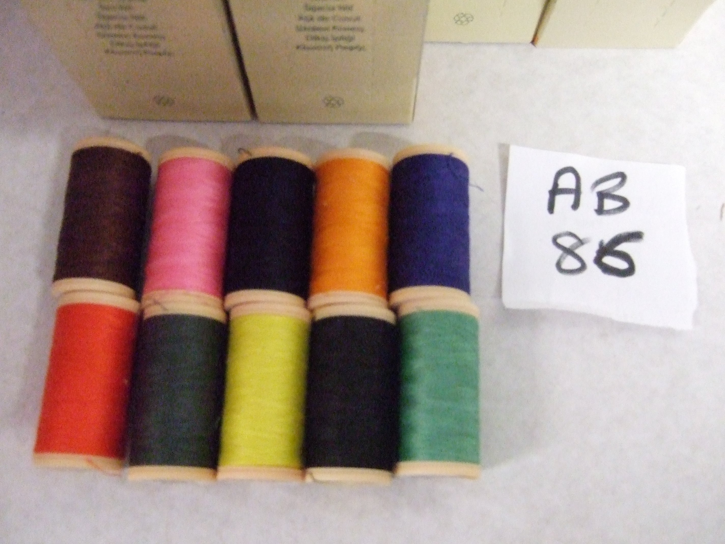 AB86  ASSORTMENT OF COATS COTTONS (4661050) 5x100M X 10 boxes