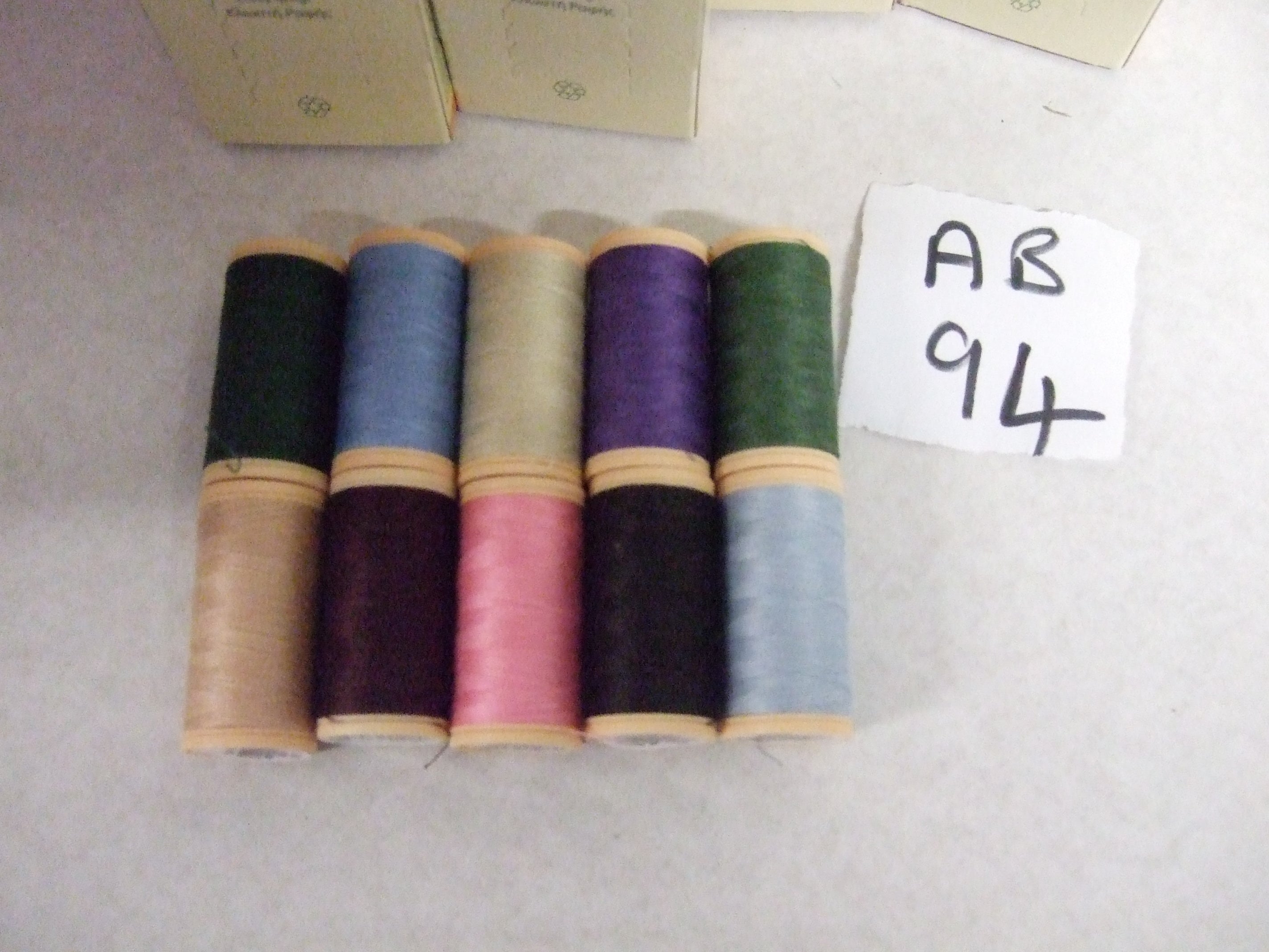 AB94  ASSORTMENT OF COATS COTTONS (4661050) 5x100M X 10 boxes