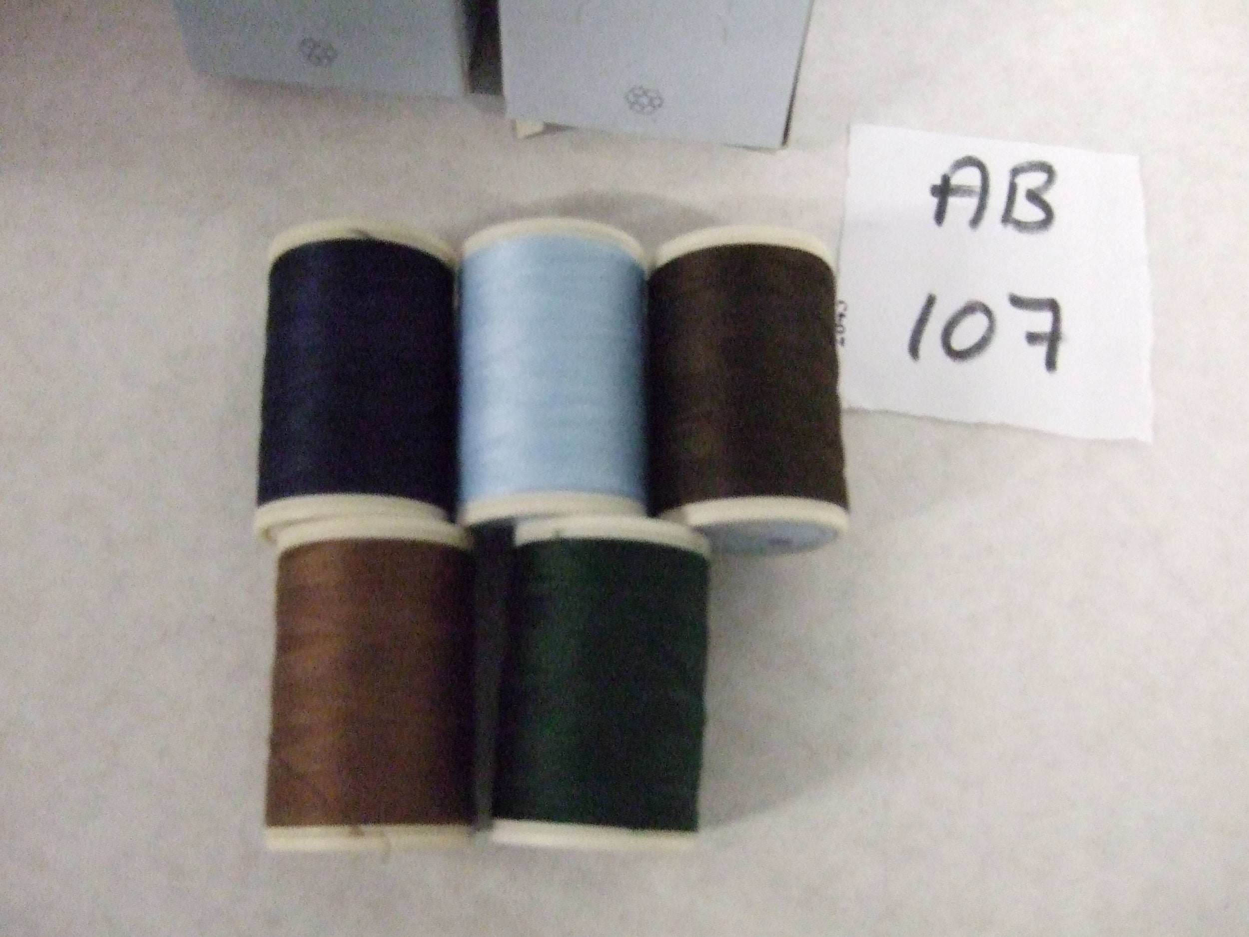 AB107  ASSORTMENT OF COATS COTTONS (4647100) 5x500M X 5 boxes