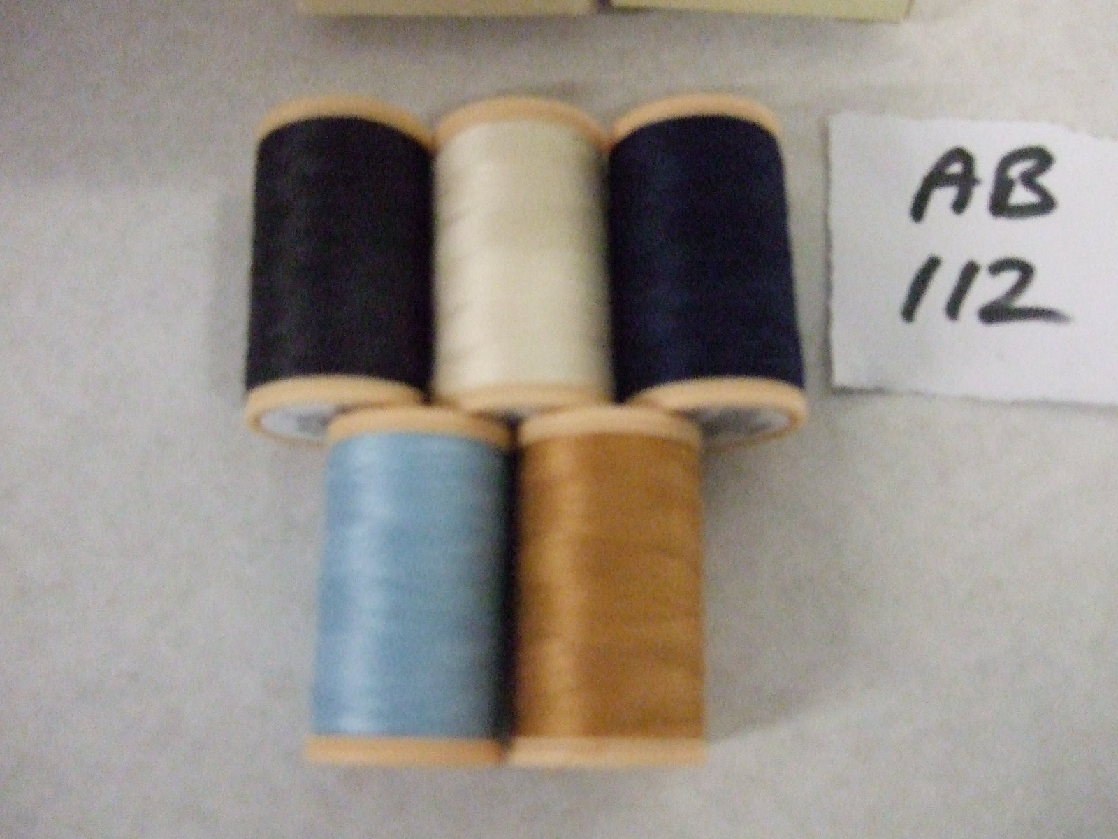 AB112  ASSORTMENT OF COATS COTTONS (4662050) 5x200M X 5 boxes