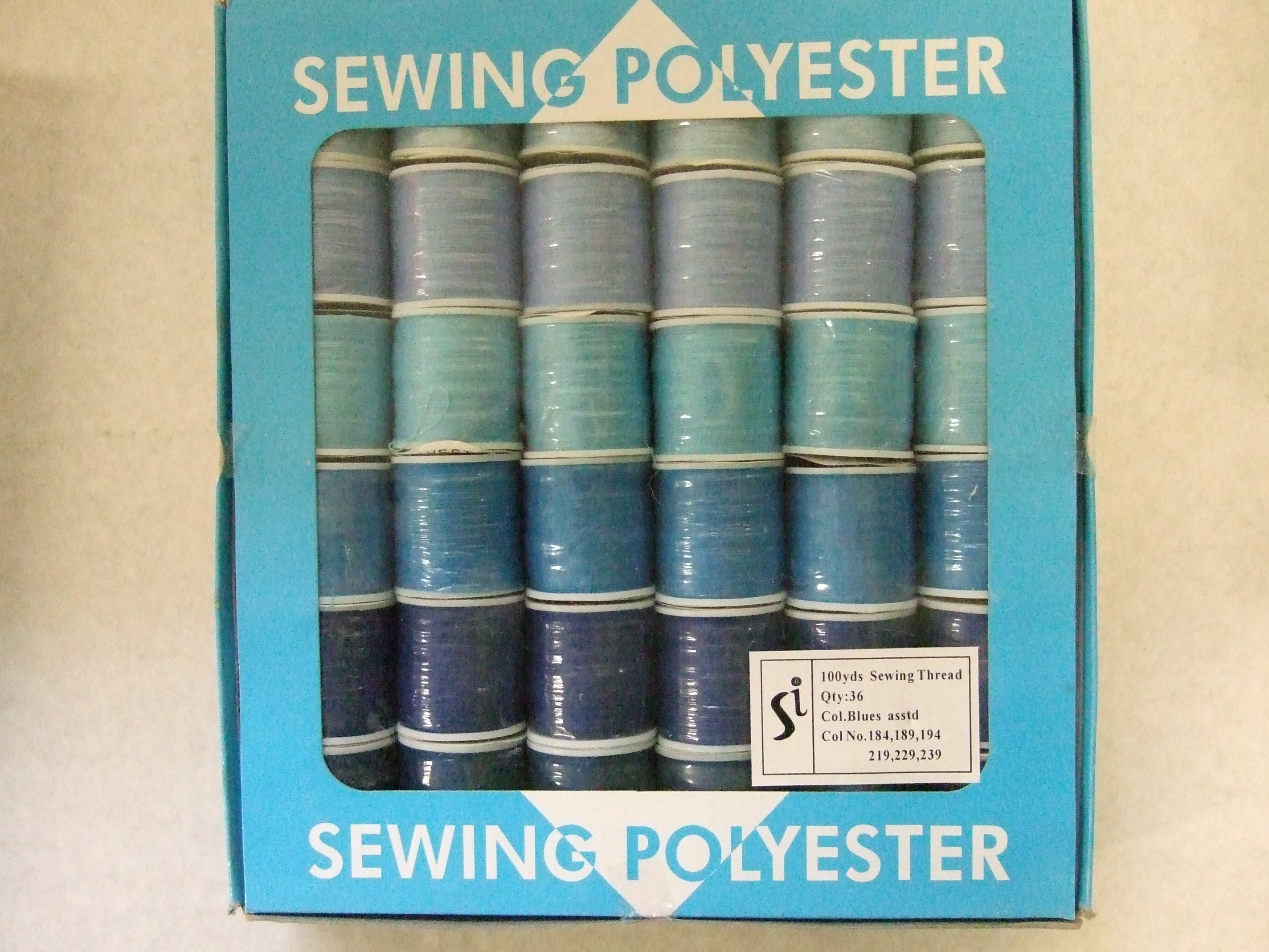 SS256  BLUES POLYESTER SEWING THREAD 100 YDS 36 WINDOW BOX