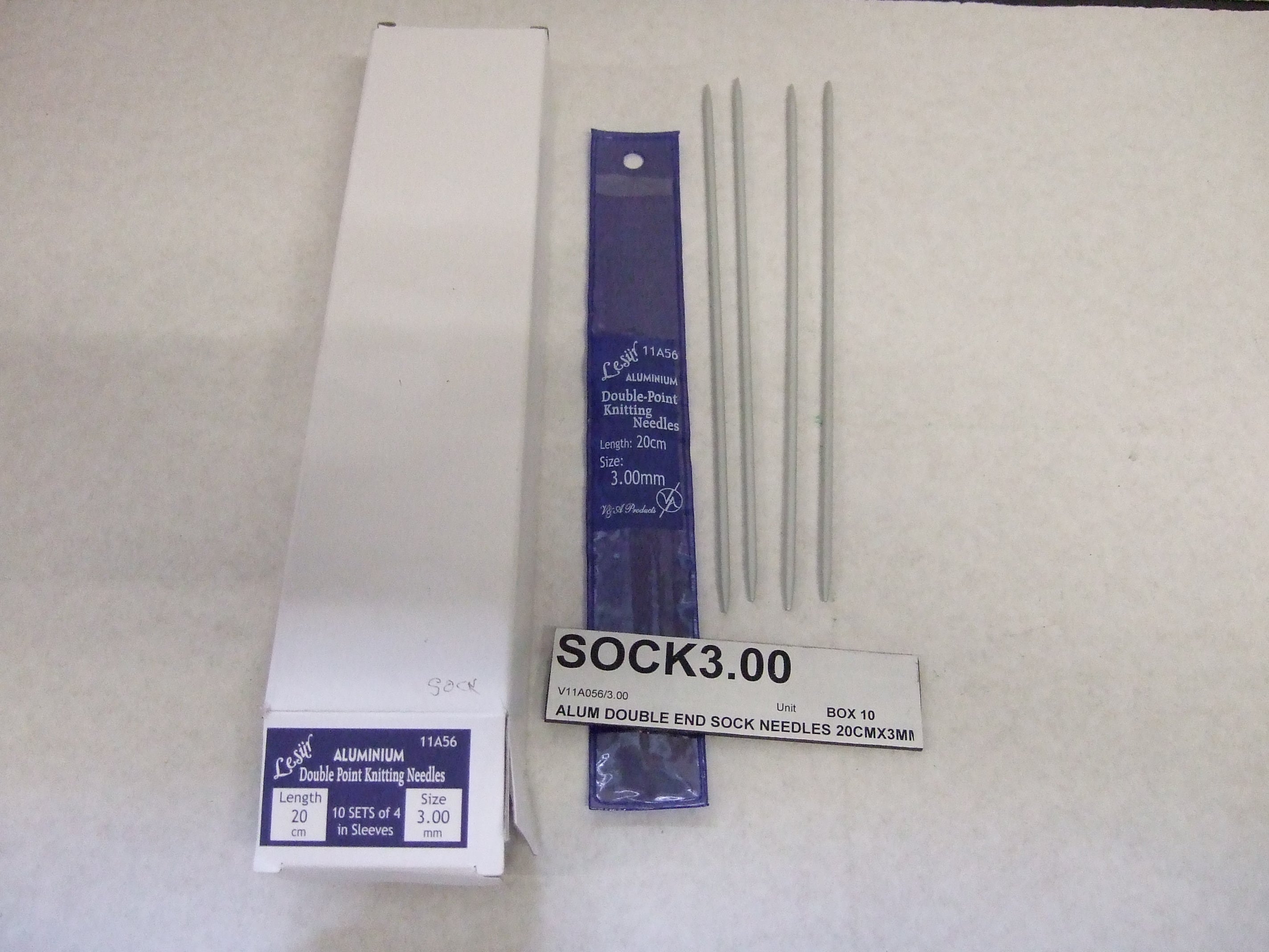 SOCK3.00 **ALUM DOUBLE END SOCK NEEDLES 20CMX3MM
