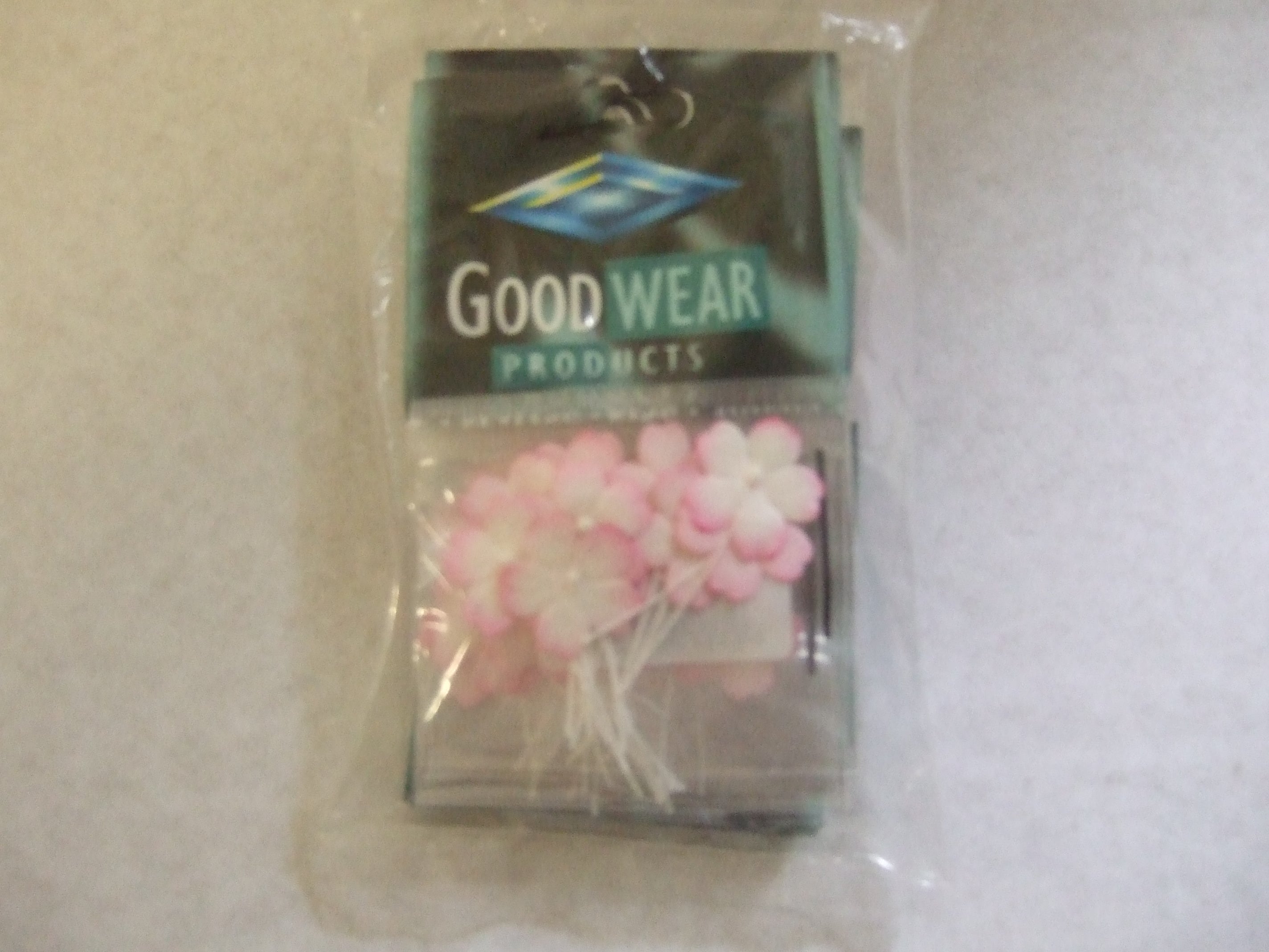 B6047-11  **LARGE LIGHT PINK/WHITE PAPER FLOWERS