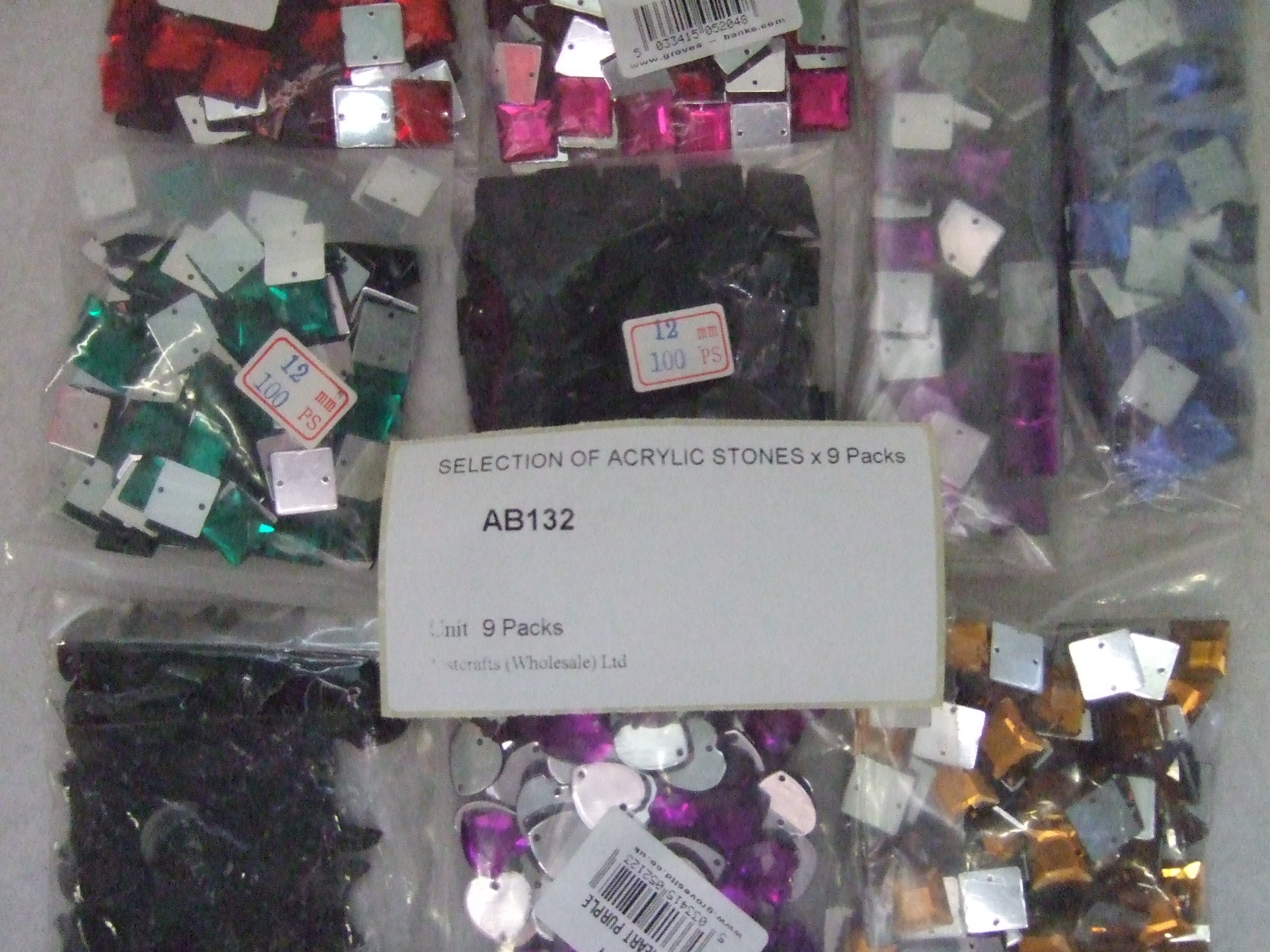 AB132   SELECTION OF ACRYLIC STONES X 9 PACKS