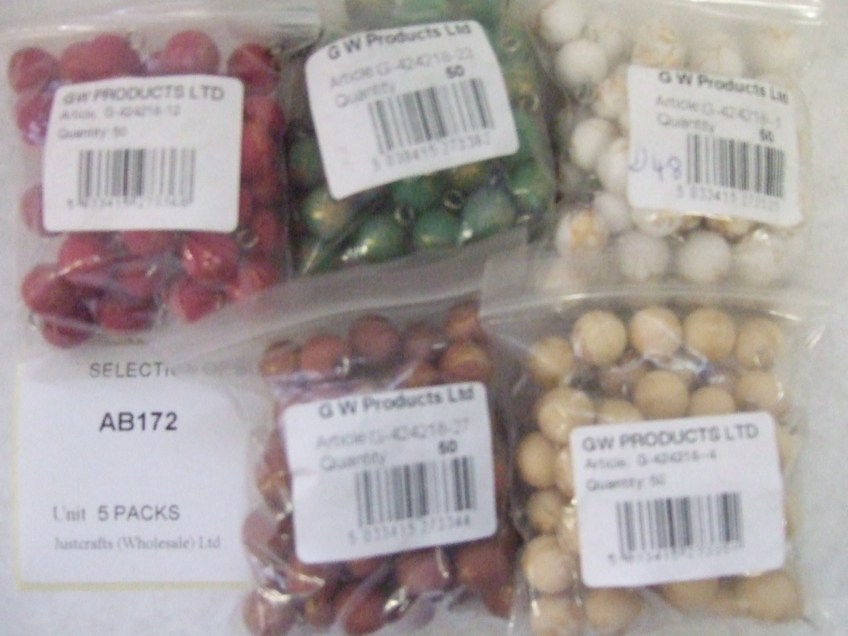 AB172 SELECTION OF BUTTONS x 5 PACKS