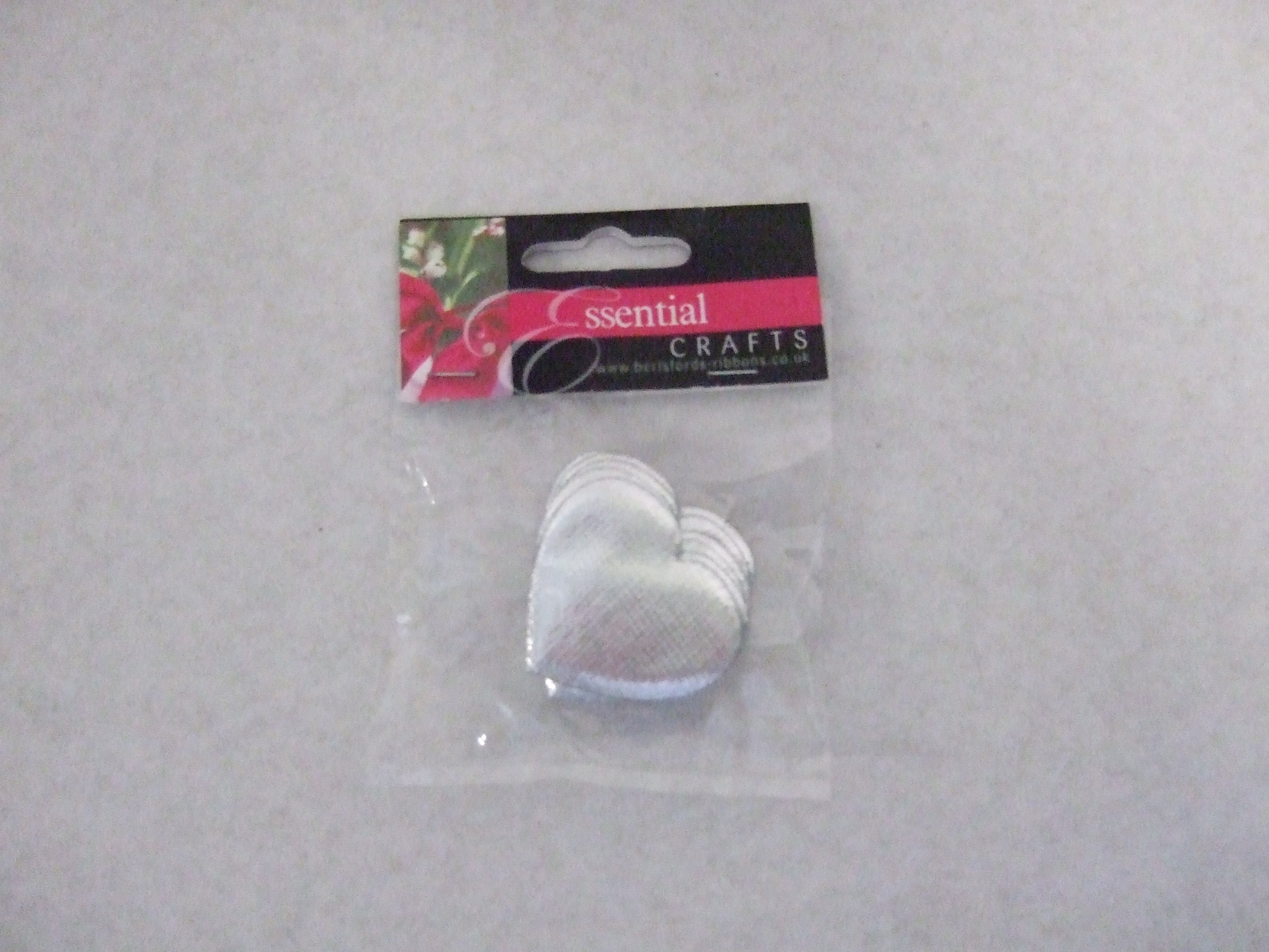 42644-100  ** METALLIC PADDED HEARTS 100 SILVER 6/PK