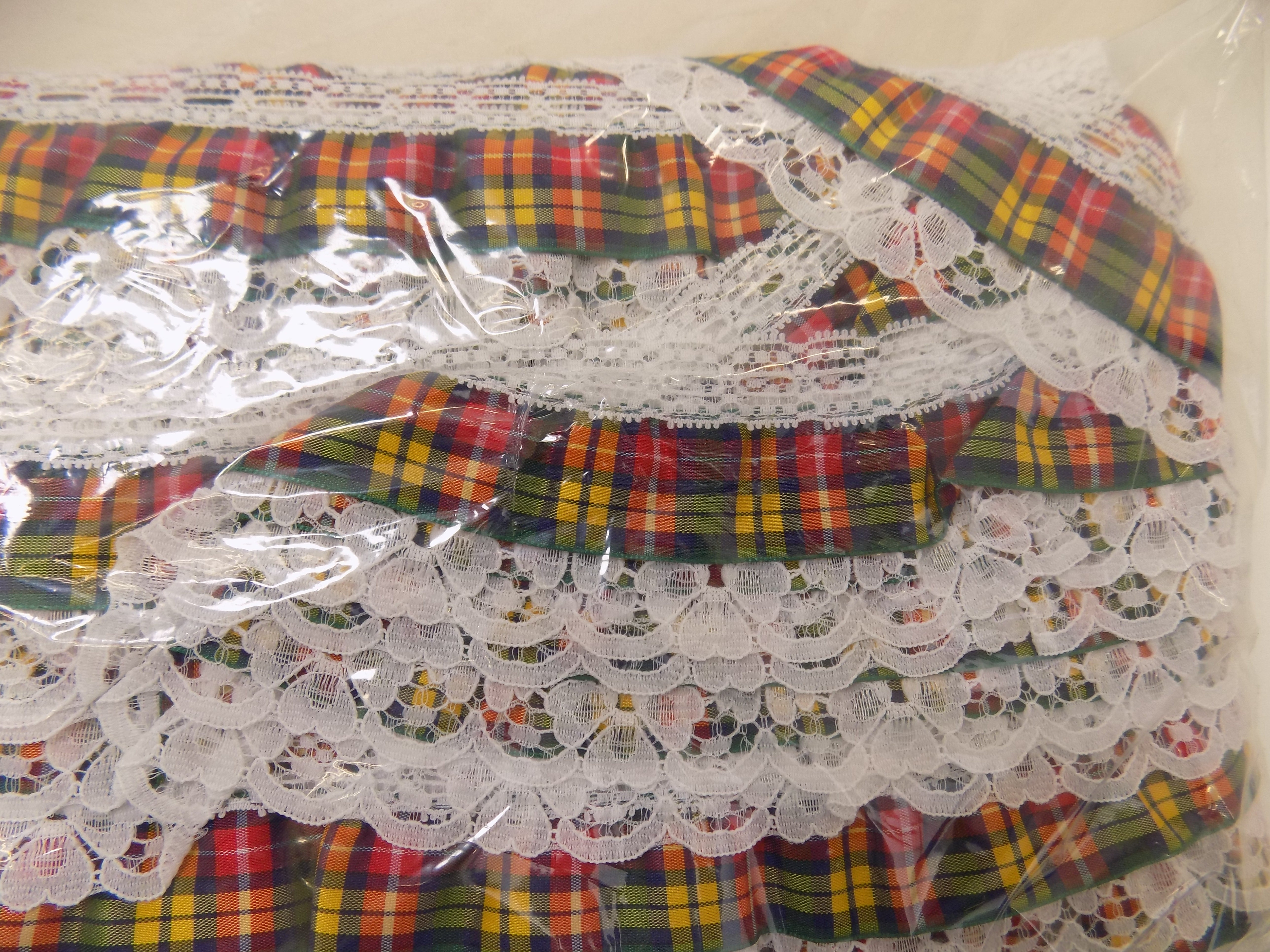 LW9-B  **LACE W9 TARTAN 44 BUCHANAN