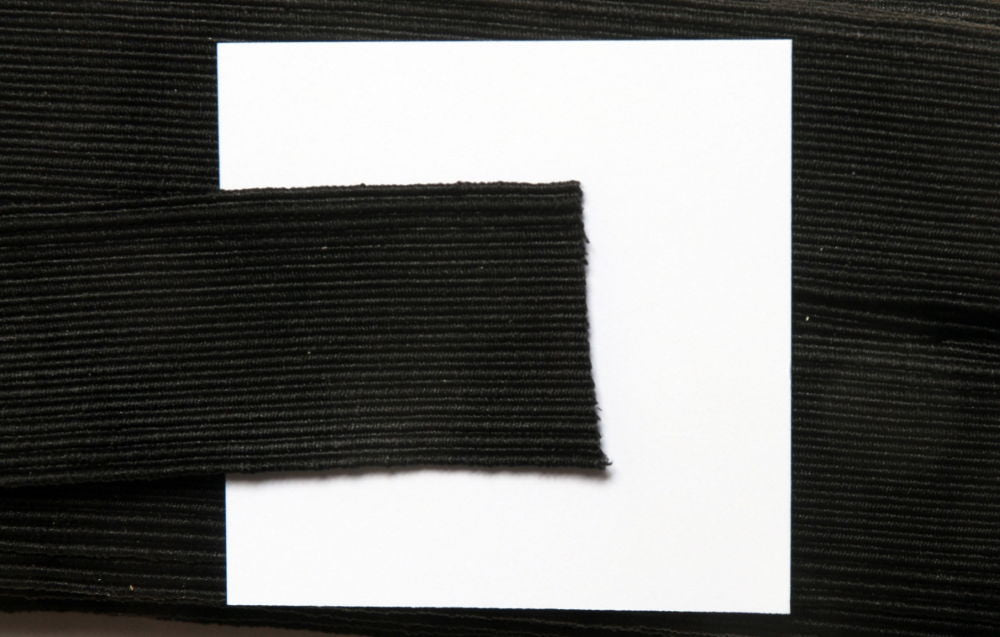 E46332B - CARDED ELASTIC 32 CORD (25mm) BLACK premium