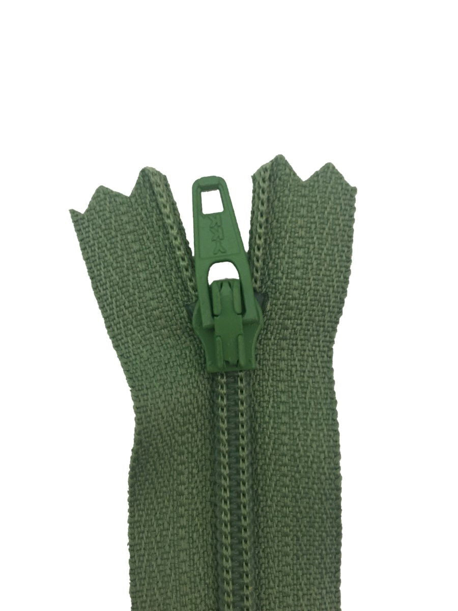 ERFC256-10-100 - YKK NYLON DRESS/ SKIRT ZIP 10 inch  25 cm 100 MID GREEN