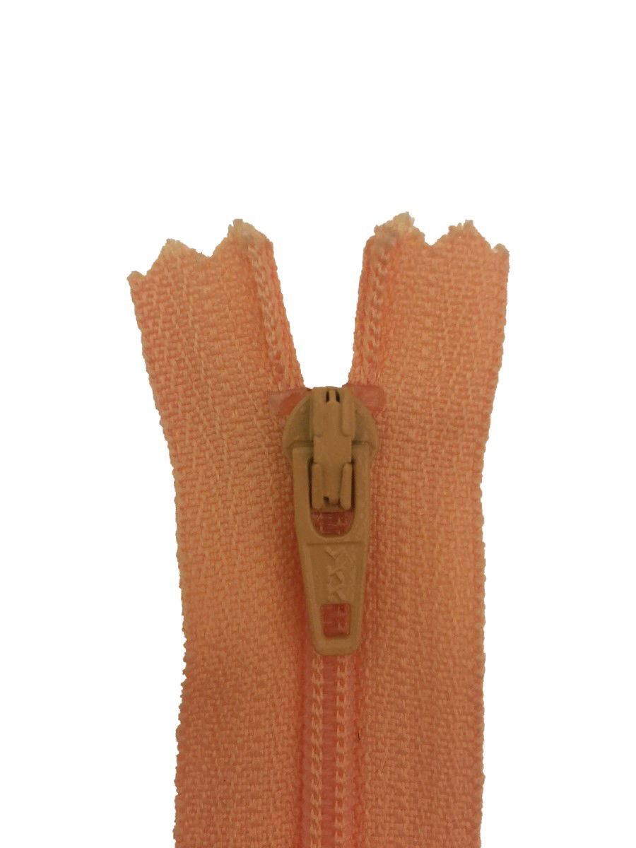 ERFC256-10-114 - YKK NYLON DRESS/ SKIRT ZIP 10 inch  25 cm 114 DK PEACH