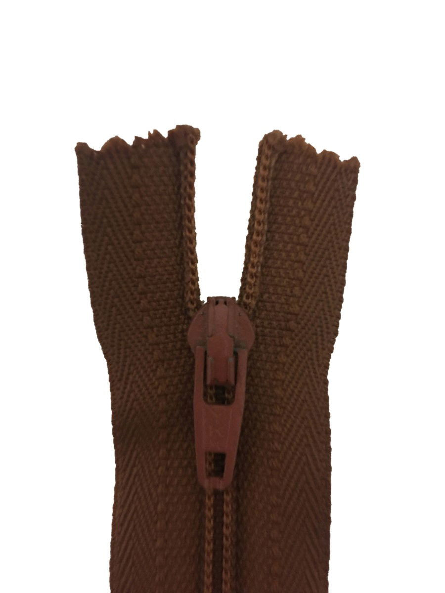 ERFC256-14-855 - YKK NYLON DRESS/ SKIRT ZIP 14 inch 36 cm 855 DK AQ MAUVE