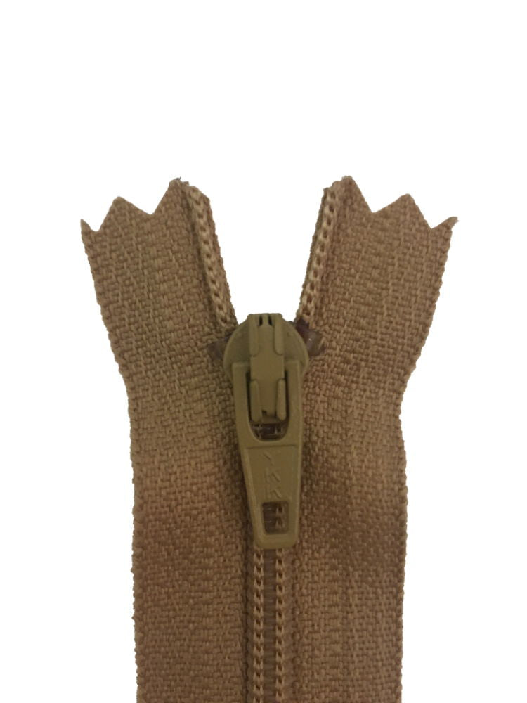 ERFC256-16-007 - YKK NYLON DRESS/ SKIRT ZIP 16 inch 41 cm 007 TAN