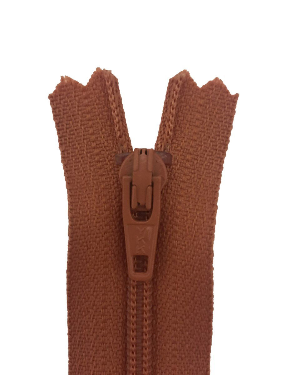 ERFC256-16-249 - YKK NYLON DRESS/ SKIRT ZIP 16 inch 41 cm 249 CORAL